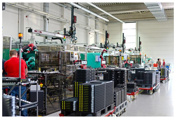 cobot564x383.jpg